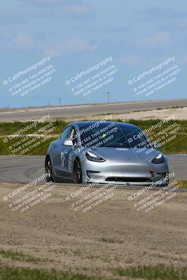 media/Apr-02-2023-Speed Ventures (Sun) [[5e759f4fdb]]/5-Tesla corsa A/session 2 Sunset/
